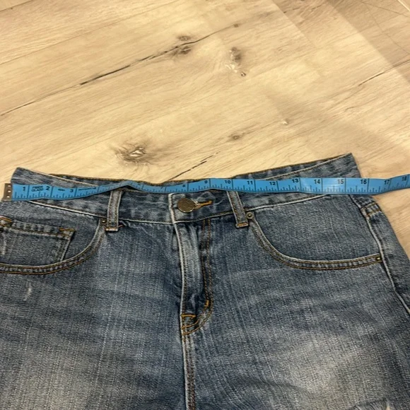 BDG Denim Ripped Shorts Mid Rise Vintage Fit - Picture 6 of 10